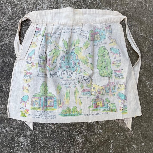 Vintage 60s Kitschy Knotts Berry Farm Cottagecore Homemaker Apron - Picture 2 of 5